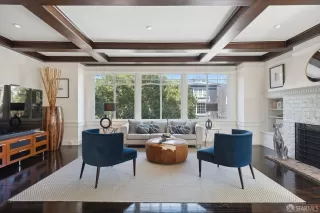 Photo #1: 424007827 Listing