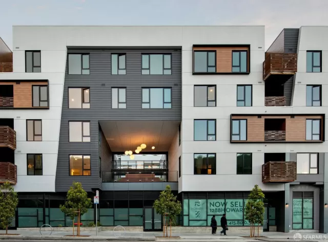 MLS: 424008090 Condo For Sale