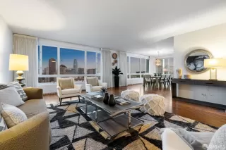 Photo #3: 424008222 Listing