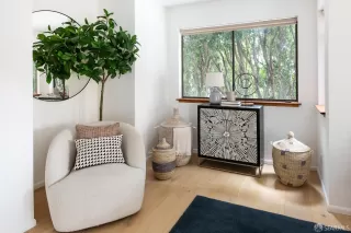 Photo #4: 424008534 Listing 