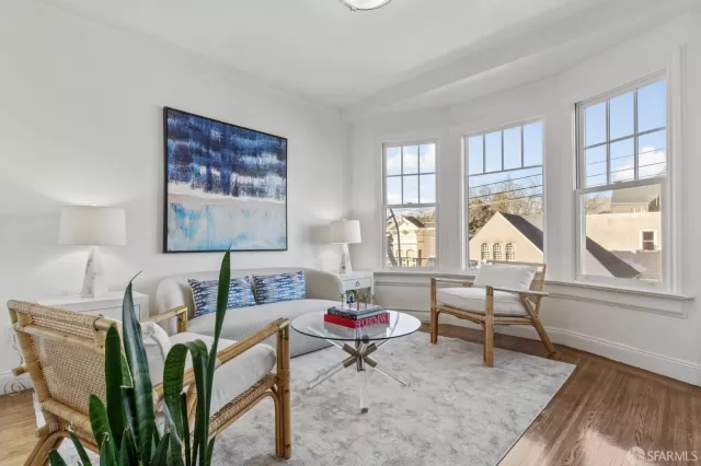 MLS: 424008706 Condo For Sale