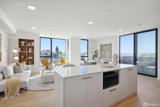 Photo #5: 424008870 Listing 