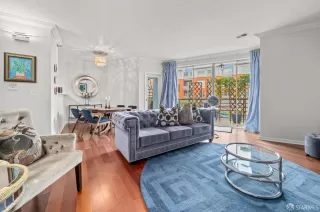 Photo #4: 424009011 Listing