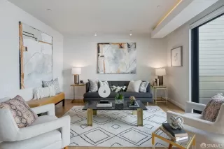 Photo #1: 424010050 Listing 