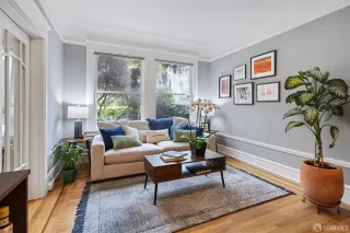 Photo #3: 424010200 Listing 