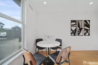 Photo #6: 424010423 Listing 