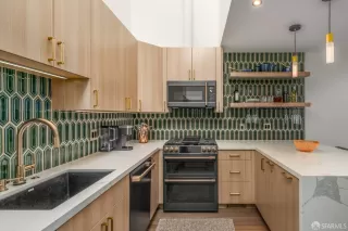 More Details about MLS # 424011001 : 7 JENNIFER PLACE