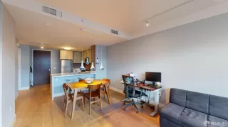 Photo #4: 424011238 Listing