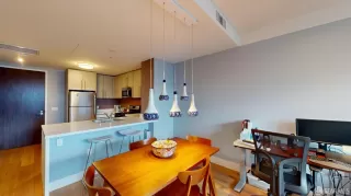 Photo #6: 424011238 Listing