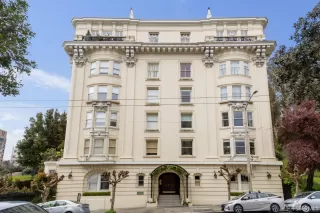 Photo #4: 424011338 Listing 