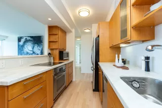 Photo #6: 424011345 Listing