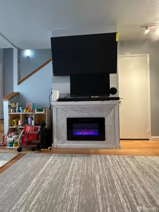 Photo #2: 424011430 Listing