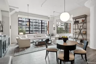 Photo #6: 424011605 Listing