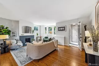 Photo #2: 424011962 Listing 