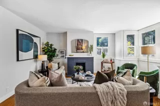 Photo #4: 424011962 Listing 