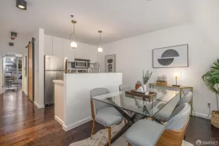 Photo #5: 424012256 Listing 