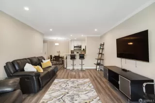 Photo #5: 424012463 Listing