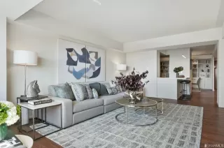 Photo #6: 424013020 Listing