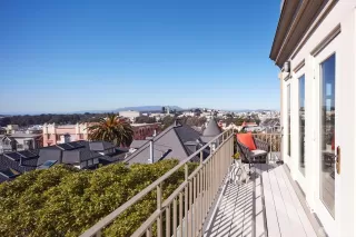 Photo #4: 424013074 Listing