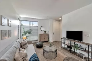 Photo #2: 424013570 Listing