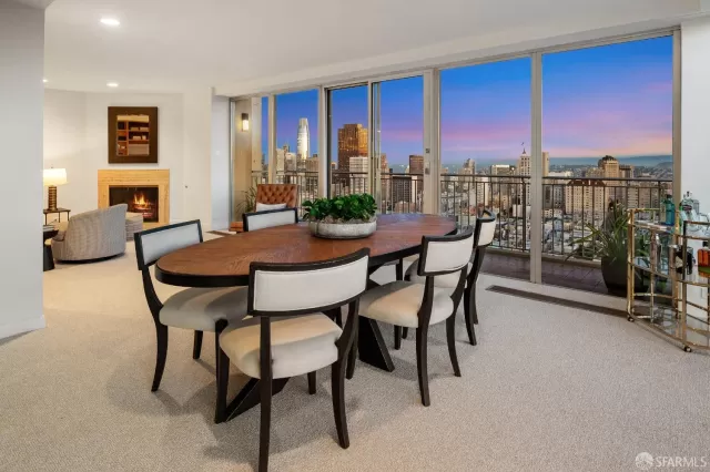 MLS: 424013677 Condo For Sale