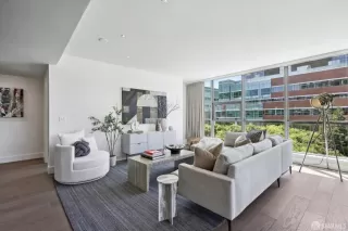 Photo #4: 424014166 Listing 