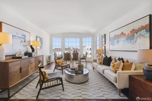 MLS: 424014371 Condo For Sale