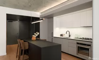 Photo #2: 424014375 Listing