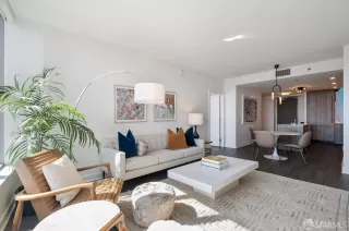 Photo #5: 424014519 Listing