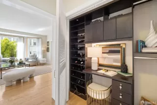 Photo #4: 424014809 Listing