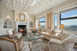 Photo #1: 424015087 Listing