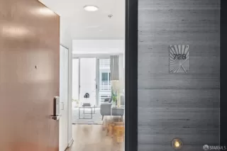 Photo #1: 424015544 Listing