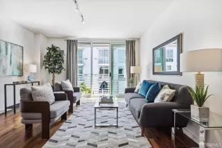 Photo #4: 424015544 Listing