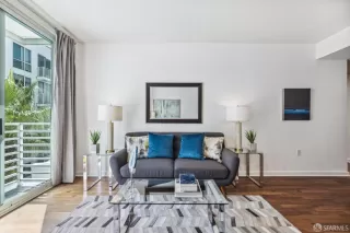 Photo #6: 424015544 Listing