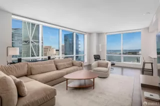 Photo #3: 424015566 Listing