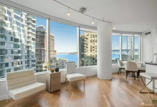 Photo #2: 424015843 Listing 