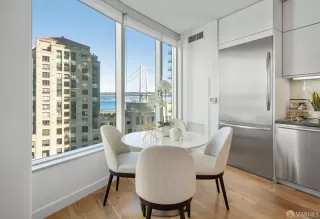 Photo #4: 424015843 Listing 