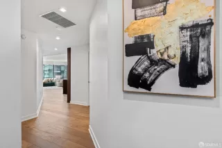 Photo #3: 424015860 Listing 