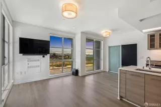 Photo #4: 424015879 Listing 