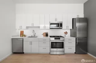 Photo #5: 424016152 Listing