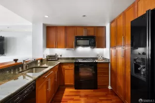 Photo #4: 424016742 Listing 