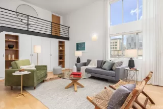 Photo #6: 424016980 Listing