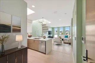 Photo #3: 424017120 Listing