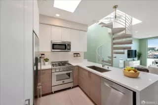 Photo #6: 424017120 Listing