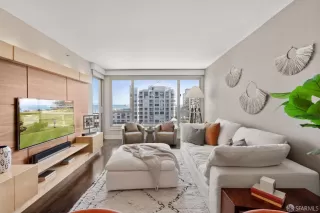 Photo #4: 424017121 Listing