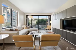 Photo #4: 424017580 Listing 