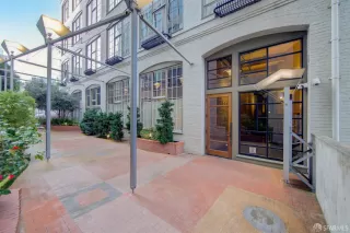 Photo #2: 424018036 Listing 