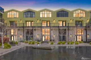 Photo #1: 424018084 Listing