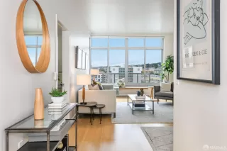 Photo #4: 424019314 Listing