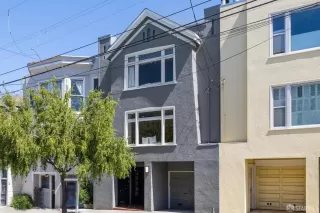 Photo #2: 424019412 Listing